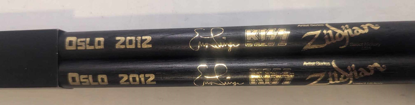 Eric Singer KISS 2012 OSLO Signed set of 2 Drumsticks Eric Singer KISS Personal Collection