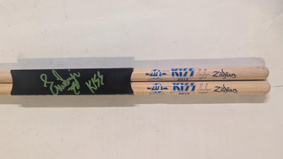 Eric Singer KISS 2015 40 Years Tour Signed set of 2 Eric Singer KISS Personal Collection