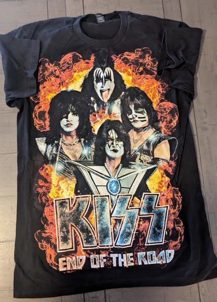 KISS Eric Singer Owned 2019 COLUMBUS KISS END OF THE ROAD  T-SHIRT New Unused  Personal Collection Small