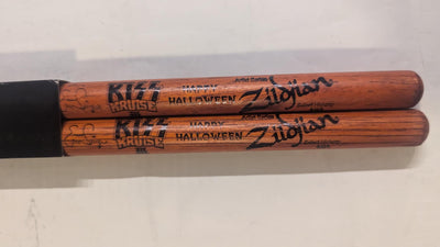 Eric Singer KISS Kruise III Happy Halloween Signed set of 2 Eric Singer KISS Personal Collection