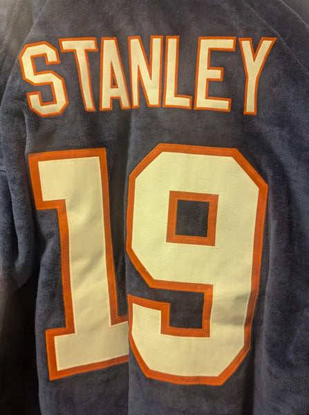 KISS 8-20-2019 Paul Stanley New York Islanders Robe Given to Paul Backstage Barclays Center