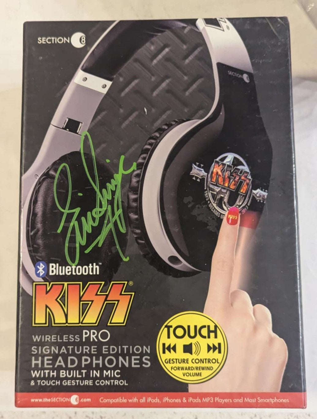 KISS Eric Singer Personally Owned and Signed BLUETOOTH WIRELESS HEADPHONES PIN NEW SEALED