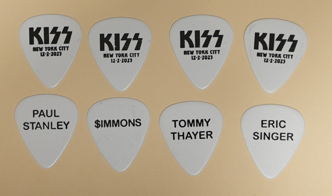 KISS 2023 MADISON SQUARE GARDEN 12-2-23 Final Show Black on White Throwback Design Guitar Picks